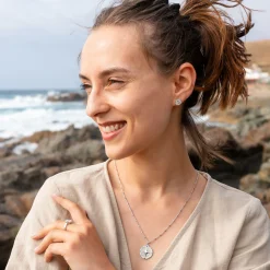 Anhänger "Kompassrose 2.0" Zirkonia und Strandsand